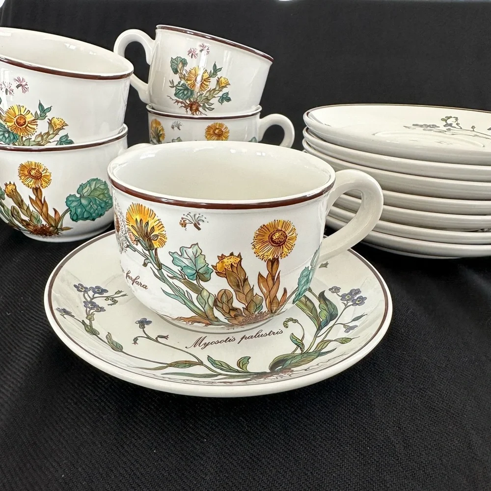 Villeroy & Boch Flat Cup & Saucer Set (8) - Picture 4 of 4